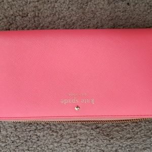Coral leather wallet